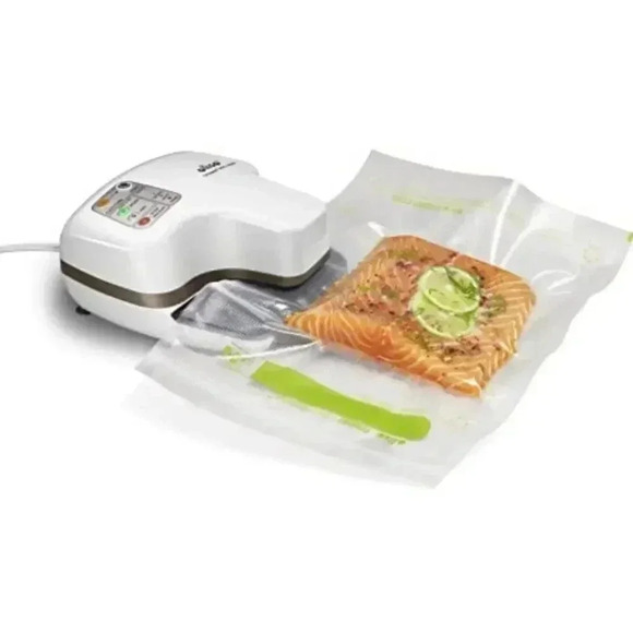 Oliso Pro Frisper PRO-1000 Smart Vacuum Sealer - Picture 5 of 7